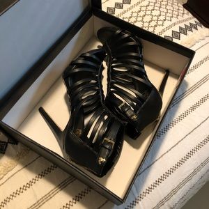 Jada Brave Aloka Caged Pumps